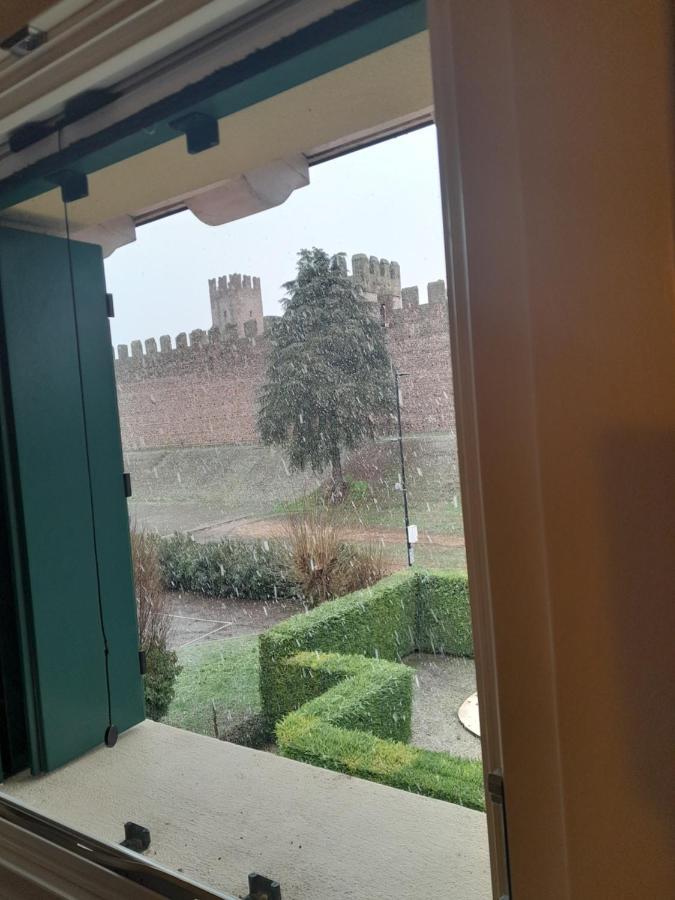 וילה פרנקה די ורונה Bed And Breakfast Castello מראה חיצוני תמונה