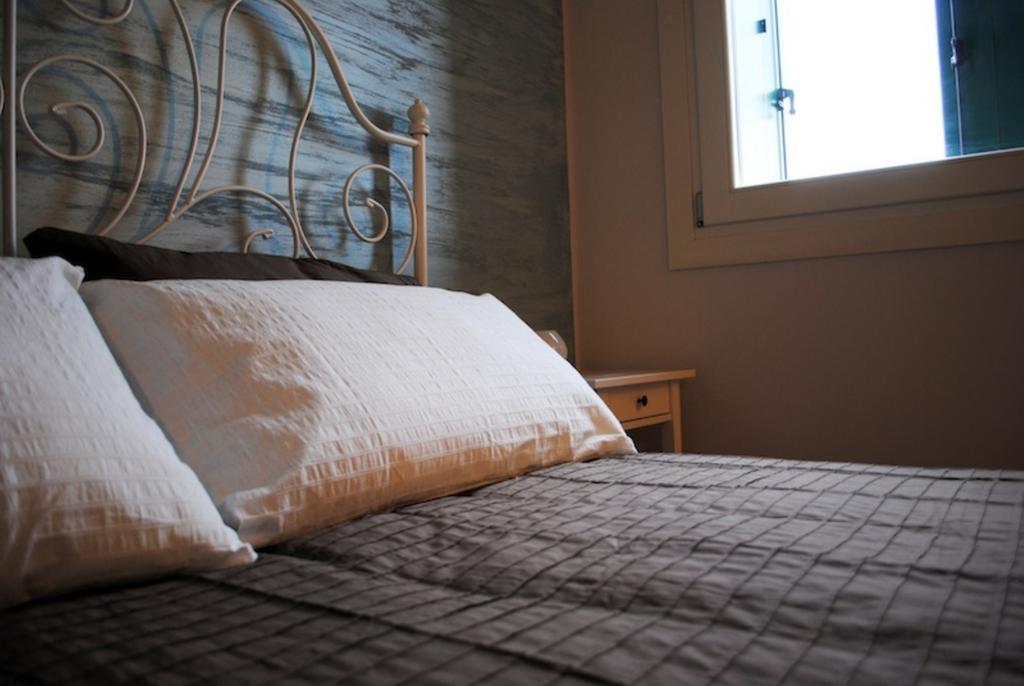 וילה פרנקה די ורונה Bed And Breakfast Castello חדר תמונה